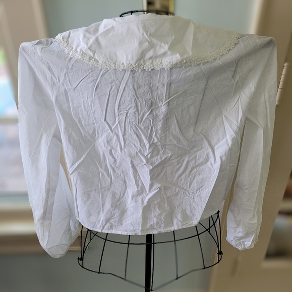 NWOT Bright & Beautiful White Lace Collar Button Down Women's 8 - Picture 2 of 3